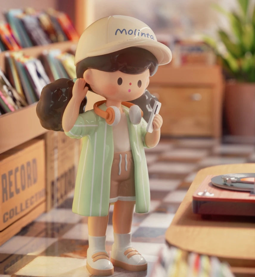 nan blind box vinyl figure, sealed mystery packaging, product photo for collectors in NZ