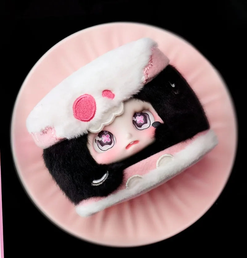 nan blind box vinyl figure, sealed mystery packaging, product photo for collectors in NZ