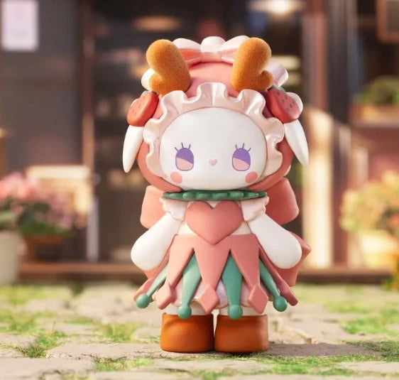 EMMA – Secret Forest Coffee Shop Series Blind Box Figure