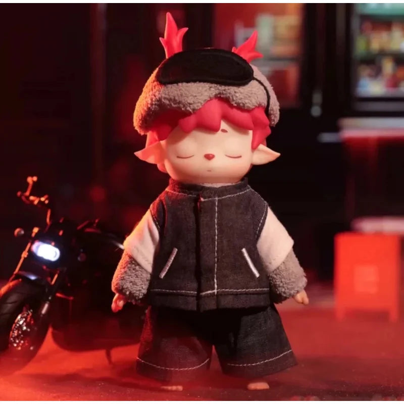Mimi Citywalk Series Collectible Figure