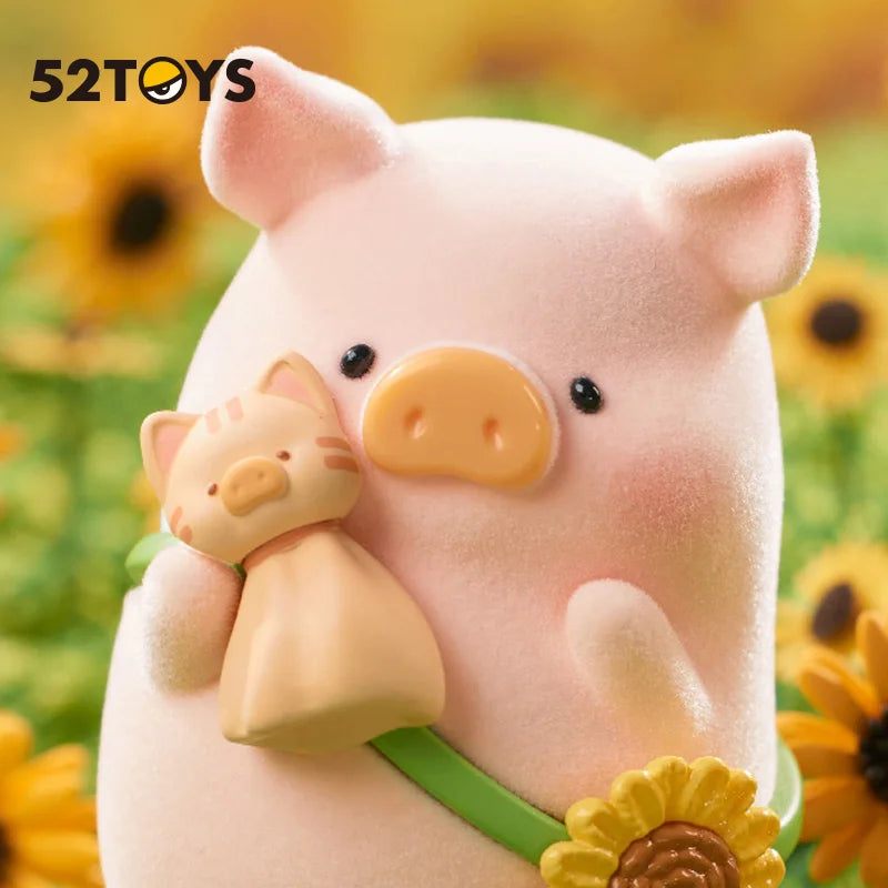 52TOYS Blind Box LULU The Piggy Travel Series, Mystery Box, 1PC Action Figure Collectible Toy Desktop Decoration Gift