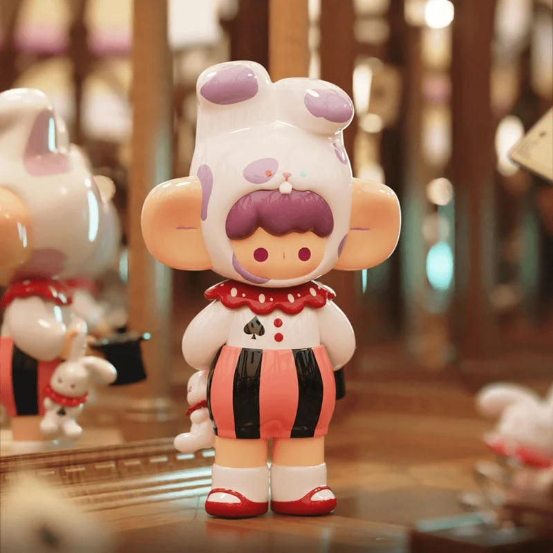 All Star – The World of Cards Series Collectible Designer Figure
