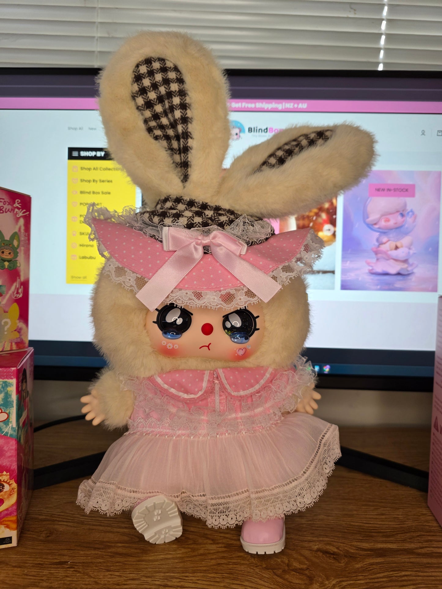 Confirmed Baby Three 400% Lolita’s Dreamland Golden Silence Figure (Open)