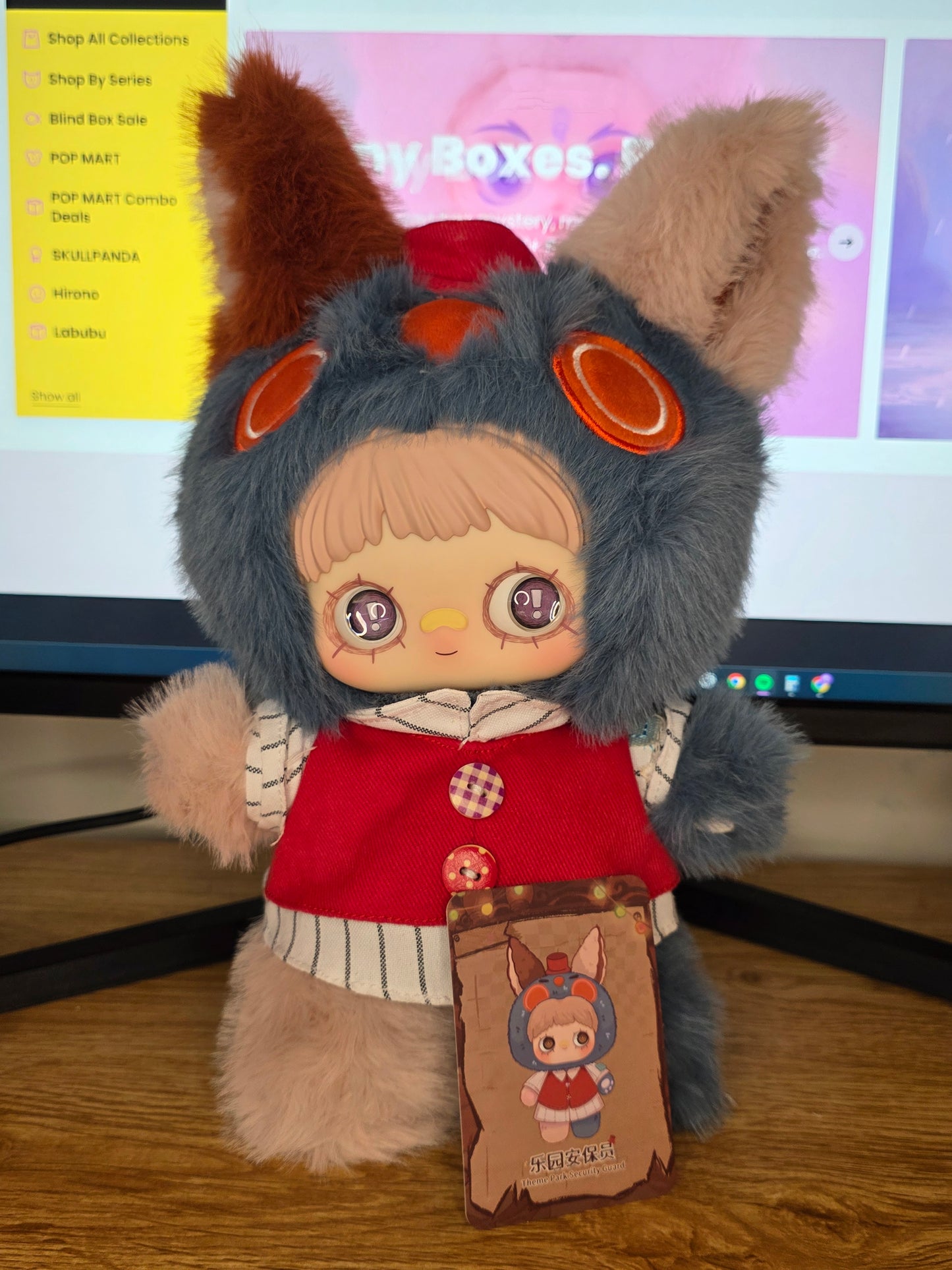 Maymei Forgotten Funfair 400% Theme Park Security Guard Plush (Open)