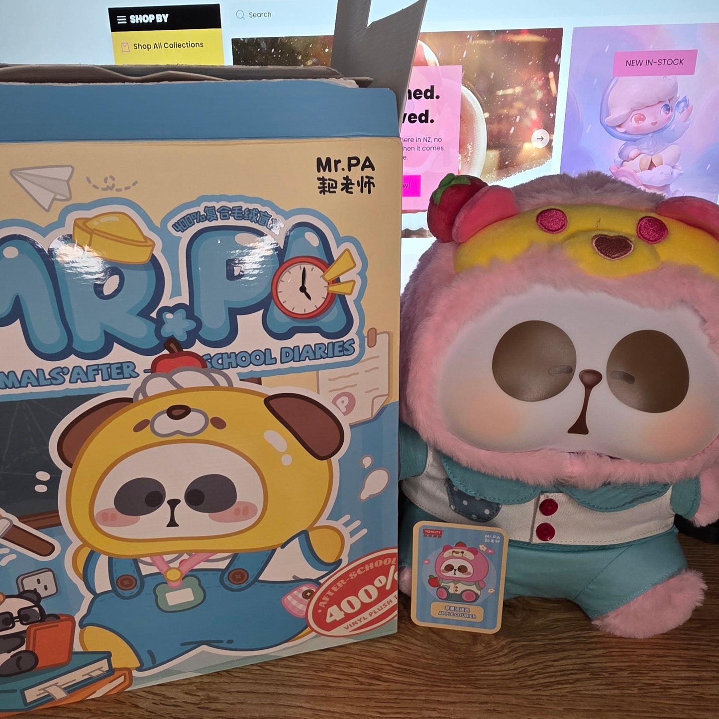Confirmed MR.PA Animal’s After-school Diaries 400% Apple Courier Plush (Open)