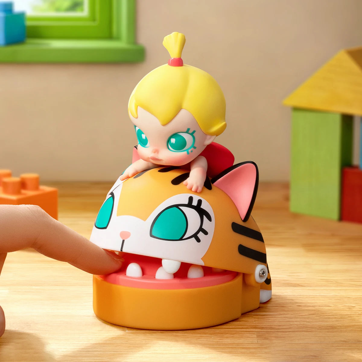 POP MART Baby Molly and Baby Tabby Pulling a Prank Figure detail view