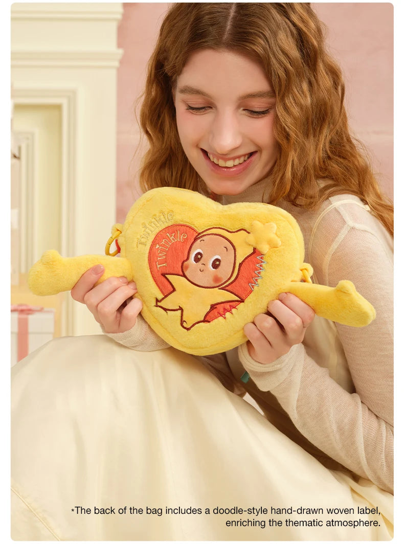 POP MART Twinkle Twinkle Crush On You Hand-in-Hand Heart Bag