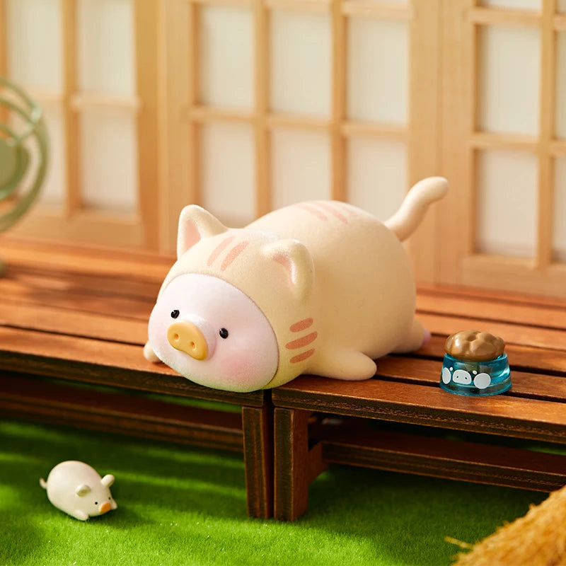 52TOYS LULU The Piggy  Caturday 1PC Action Figure Collectible Toy Desktop Decoration Gift