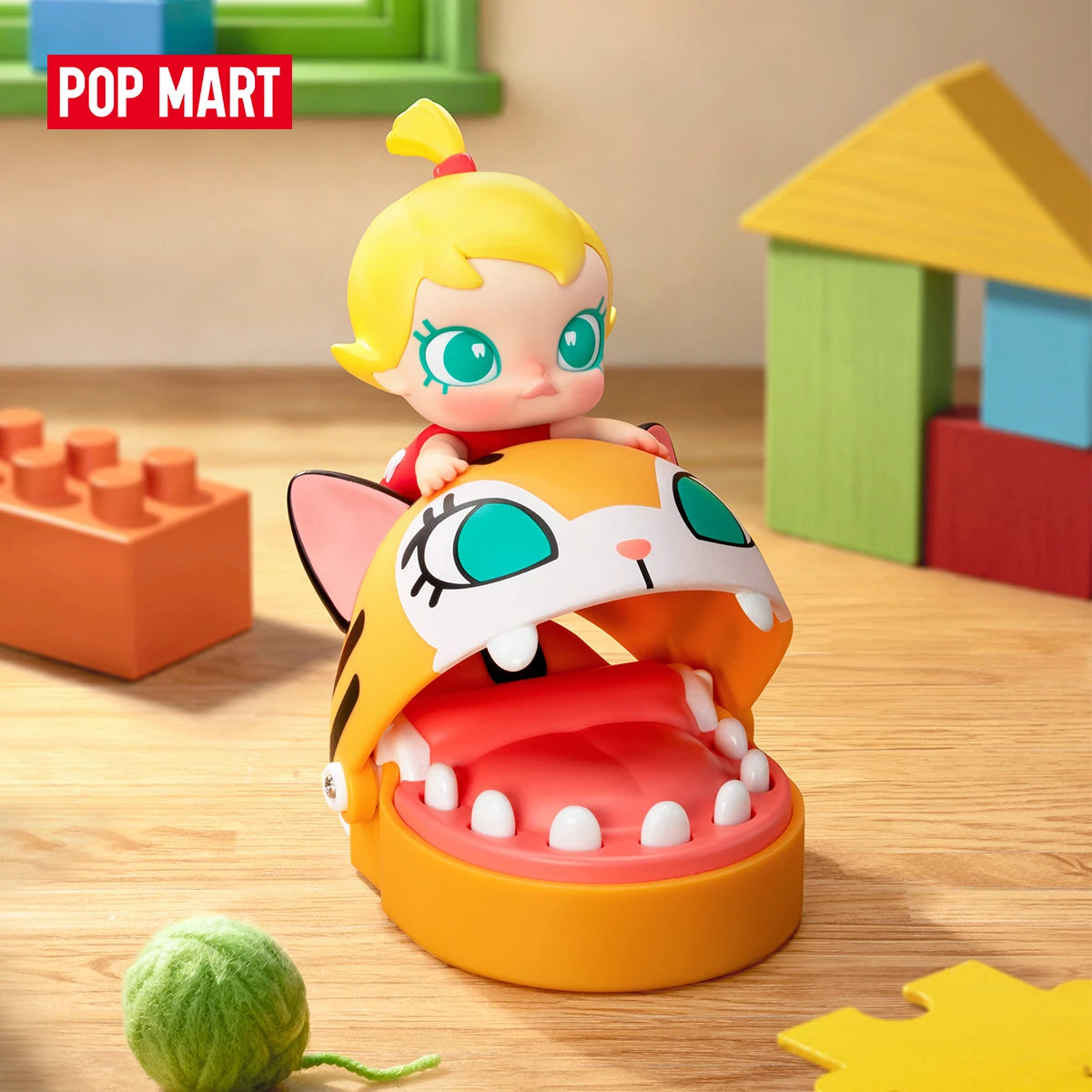 POP MART Baby Molly and Baby Tabby Pulling a Prank Figure packaging view