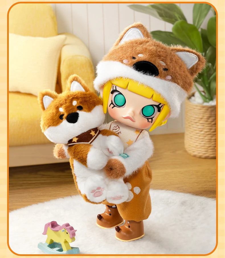 POP MART MOLLY Hugging 1/8 Action Figure