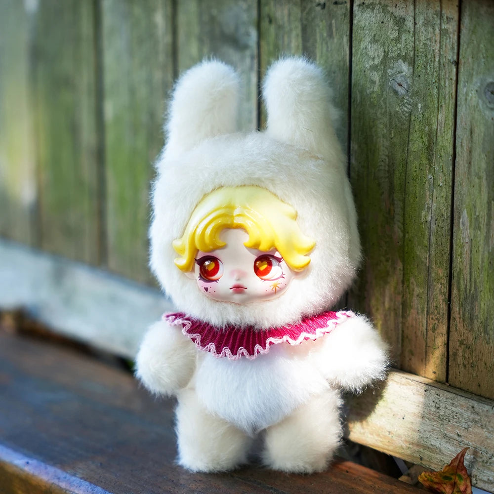Blind Box Keychain Heartbeat Whisper Dumia Maytree Doll Collectible side view